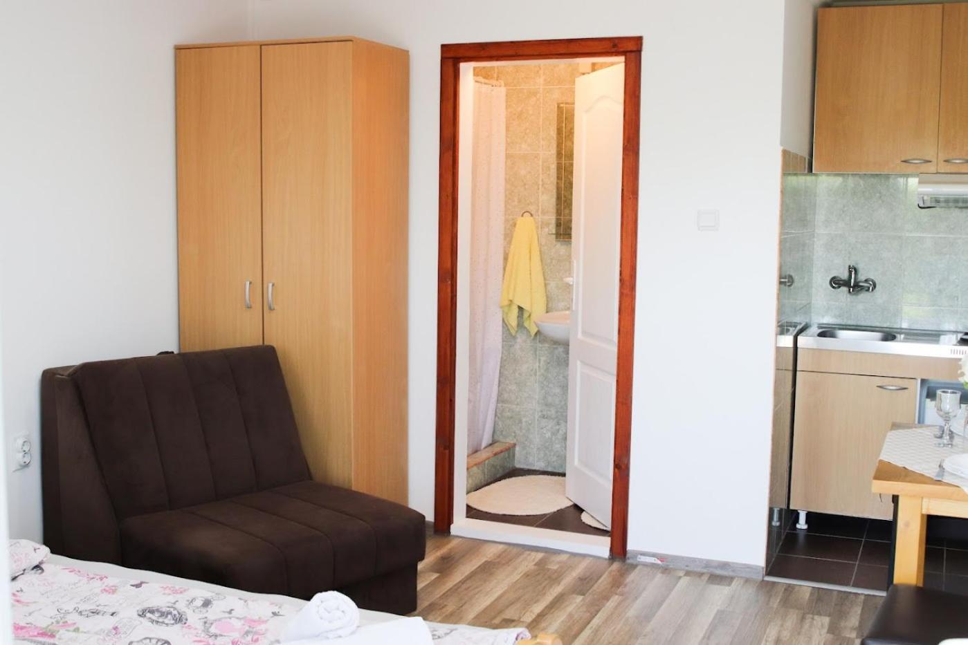 Charming studio Maša Palić Esterno foto